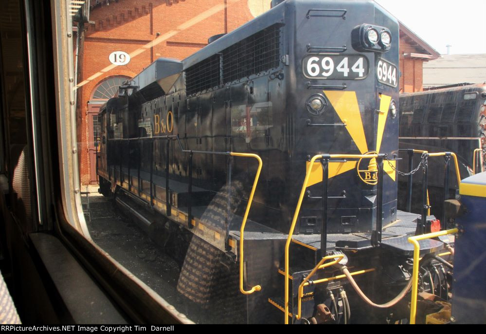 BO 6944